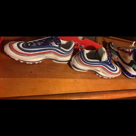 Nike Bundle - Picture 7 of 10